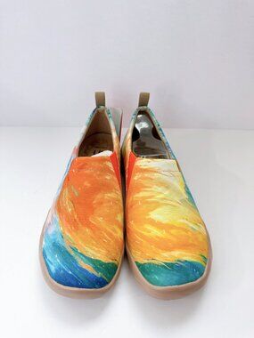 Size 10 Men’s UIN Wave Art Slip On Shoes Canvas Travel Walking Comfort Sneakers